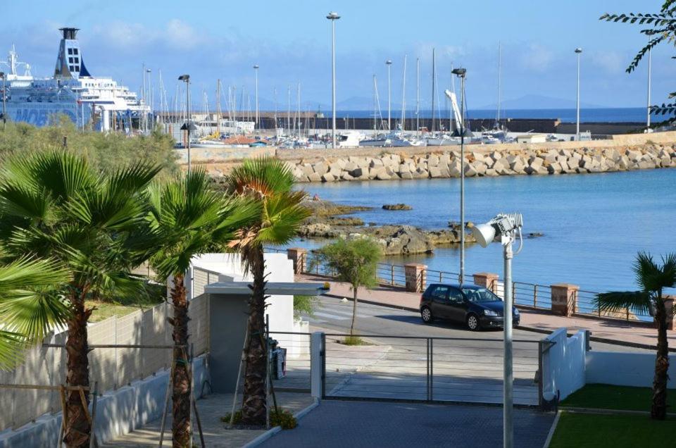Boutique Lungomare Aparthotel Porto Torres Luaran gambar